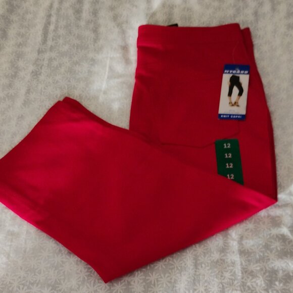 Nygard Red Capris Size L Pull On New - Picture 1 of 4